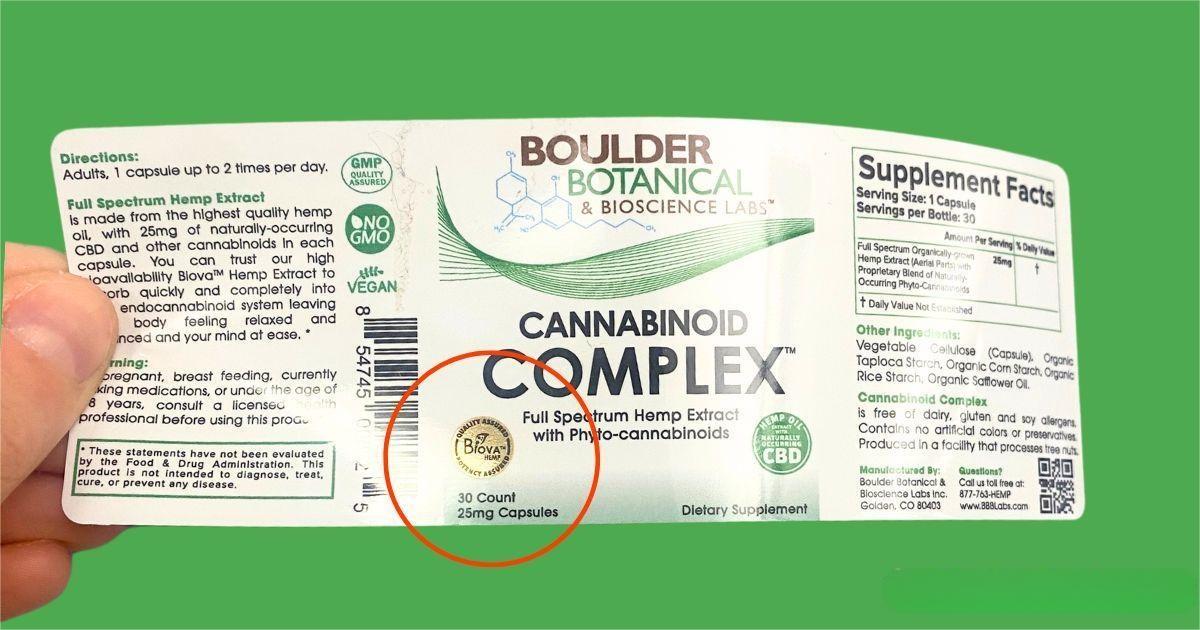 金属颜色不干胶标签:美学与功能的跨界融合